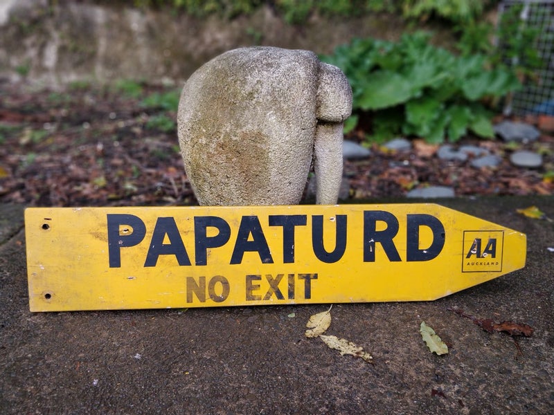 AA street sign's 1970s Carousel 1