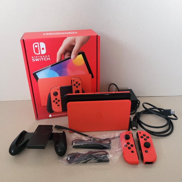 Nintendo Switch OLED Mario Red Edition Carousel 1