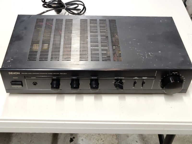 Denon Intergrated Amp PMA 250 II Carousel 1