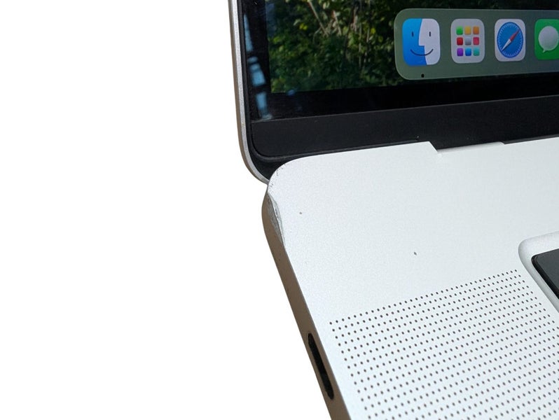 Macbook Pro 16" 2019 - Intel i7 - 32GB 500GB NVMe - macOS Sequoia64228441027971112