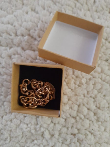 9 Ct Gold lock heart bracelet. Carousel 8