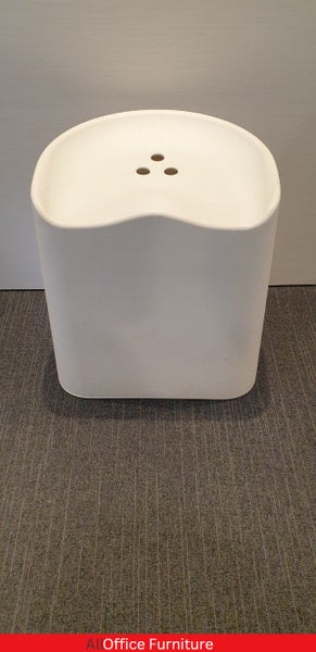 Outdoor stool Carousel 1