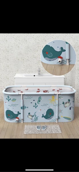 Portable, foldable bathtub. Carousel 2