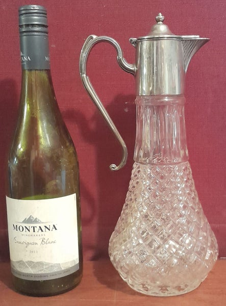 CLARET JUG SILVER PLATED MOUNTS. VINTAGE ITEM LOT 2 Carousel 1