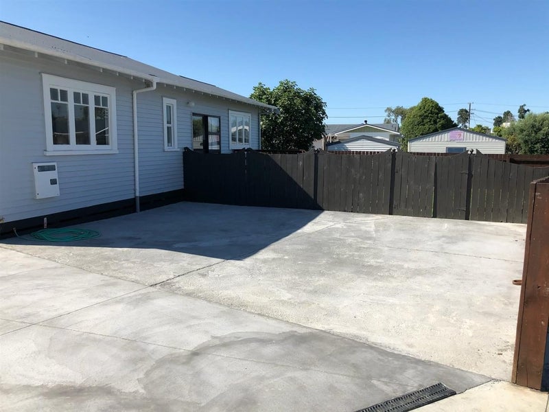 Image 2 of 14