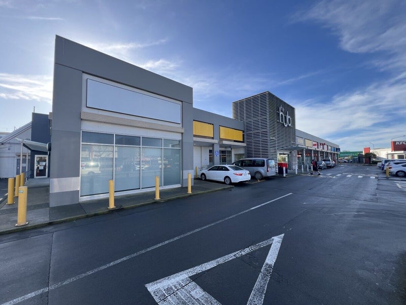 Image 1 of 6