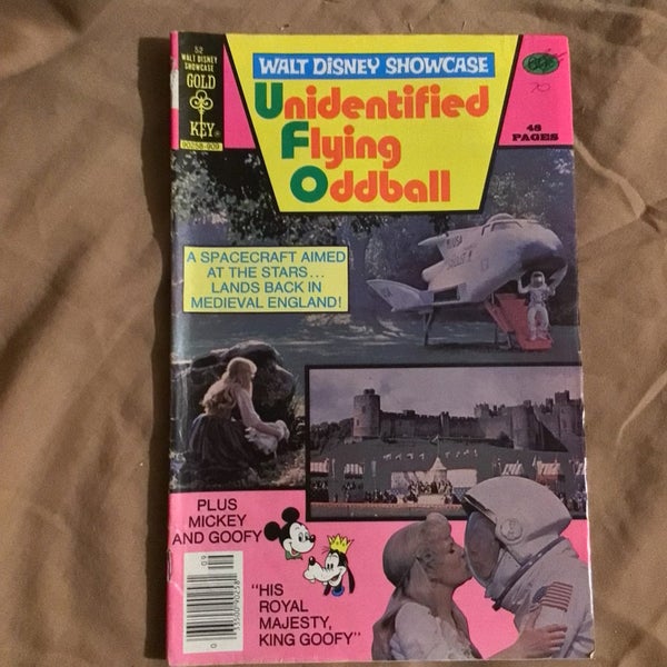 Unidentified Flying Oddball WALT DISNEY SHOWCASE COMIC from a Old Collection Lot Carousel 1