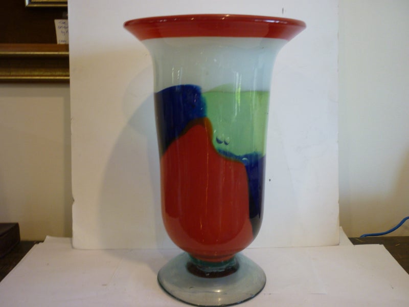 ART GLASS LARGE TRUMET VASE Carousel 9