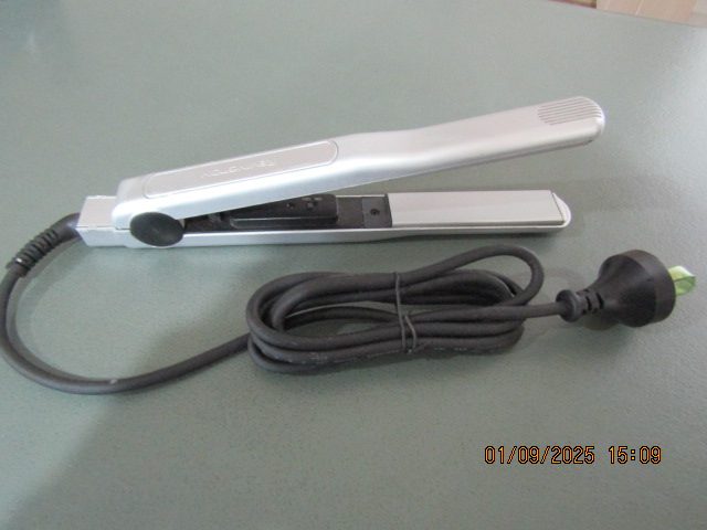 Hair Straightener - Remington - New Carousel 1