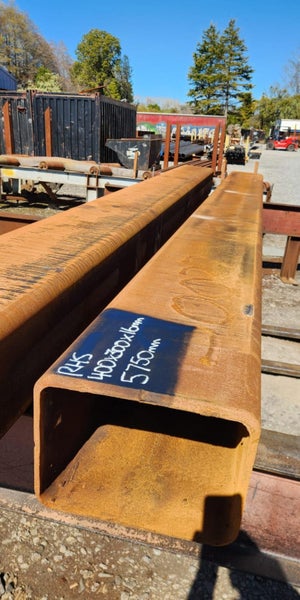 SHS 400mm x 300mm x 16mm, 5750mm L Carousel 1