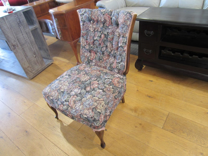 Occasional Chair Carousel 2