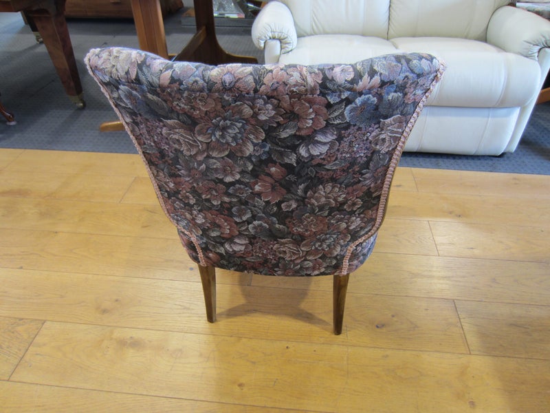 Occasional Chair Carousel 9