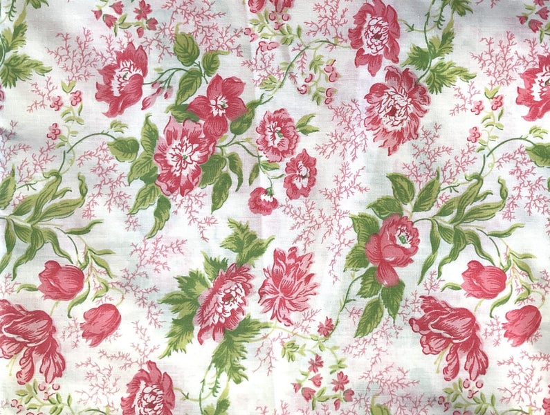 ** RETRO SHEET ** ROMANTIC BOTANIC ** 230 x 261 cm ** A DOUBLE ** Carousel 1