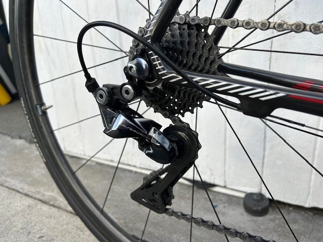 Focus Izalco Max (11 Spd Dura Ace) - M/L Carousel 2