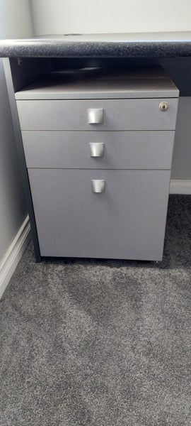 Mobile - 3 Drawers Carousel 1