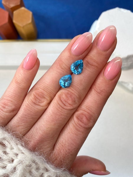 $1 RES ~ $1380 Buy Now * 5.78ct Swiss Topaz Pair Carousel 2