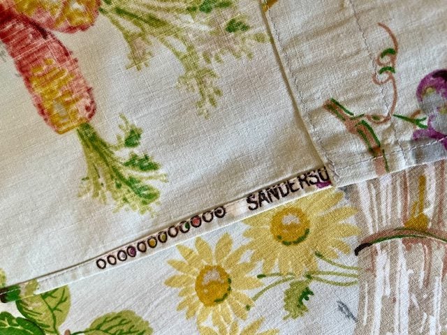 A stunning vintage SANDERSON printed Cotton Tablecloth Carousel 10