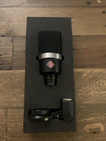 Neumann TLM 102 Large Diaphragm Studio Condenser Microphone (Black)63978616478849110