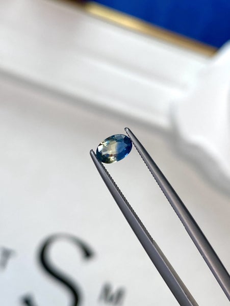 $1 RES ~ $1670 Buy Now * 0.56ct Bi-Colour Sapphire Carousel 7