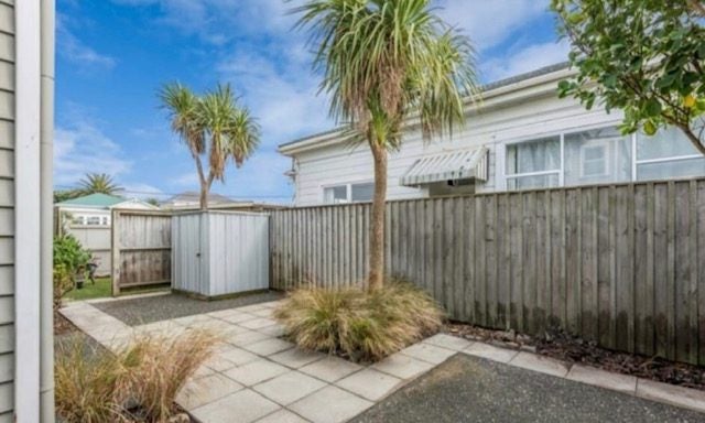 Petone, 2 bedrooms64624332091778113