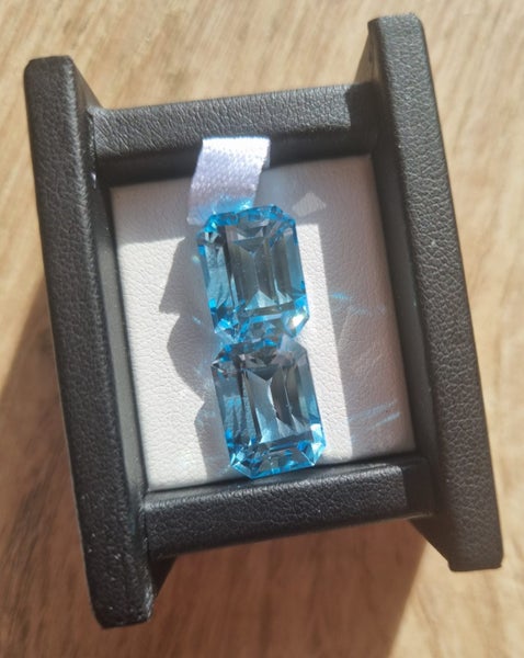 23.18 CT total. Stunning Natural Swiss Blue Topaz (Pair) Carousel 5