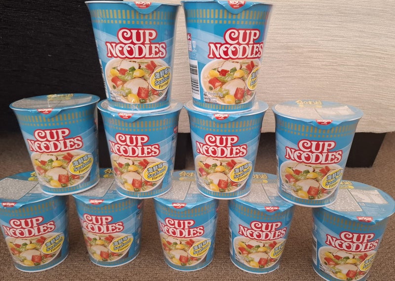 Cup noodle - seafood -9 pack (Instant noodles) Carousel 1