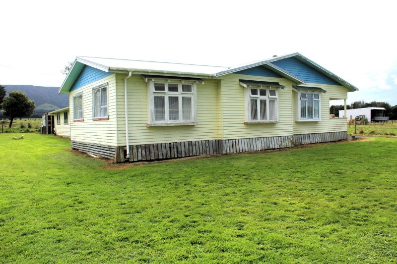 Image 2 of 21
