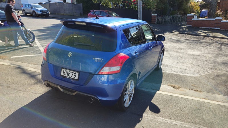 2013 Suzuki Swift Sport64255438198018112