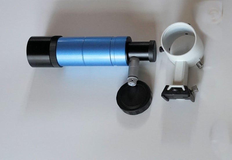 50 mm. Telescope finder scope with ilumminated cross hairs. Carousel 1