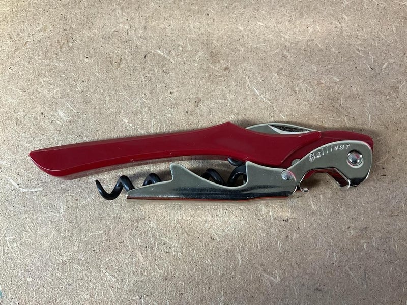 Gulliver Wine Knife/ Cork Screw Carousel 2