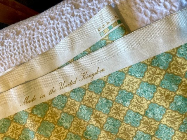 A HUGE length of UNUSED Vintage SANDERSON Cotton Carousel 2