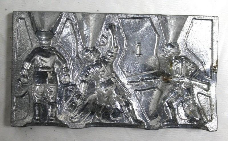 GERMAN OFFICER AND FOOT SOLDIERS 68103 - LEAD SOLDIER CASTING MOLD *NOT USED* Carousel 2