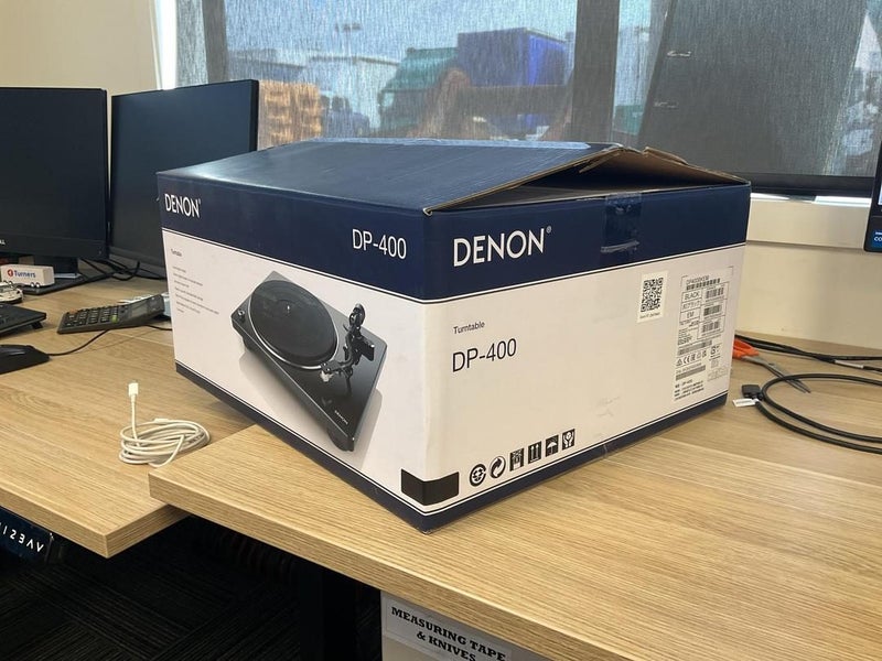 Denon DP-400 Turntable Carousel 1