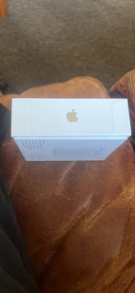 Airpods63617475884546113
