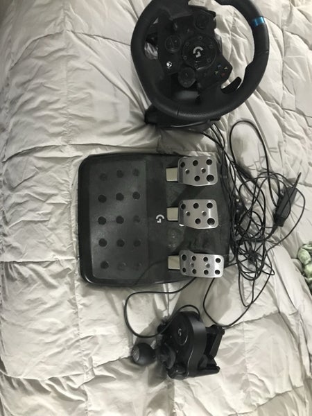 Xbox Series S + 5 Controllers + 2TB Storage + Logitech Racing Simulator Carousel 2
