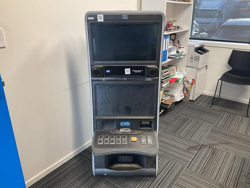 IGT Gaming Machine Carousel 1