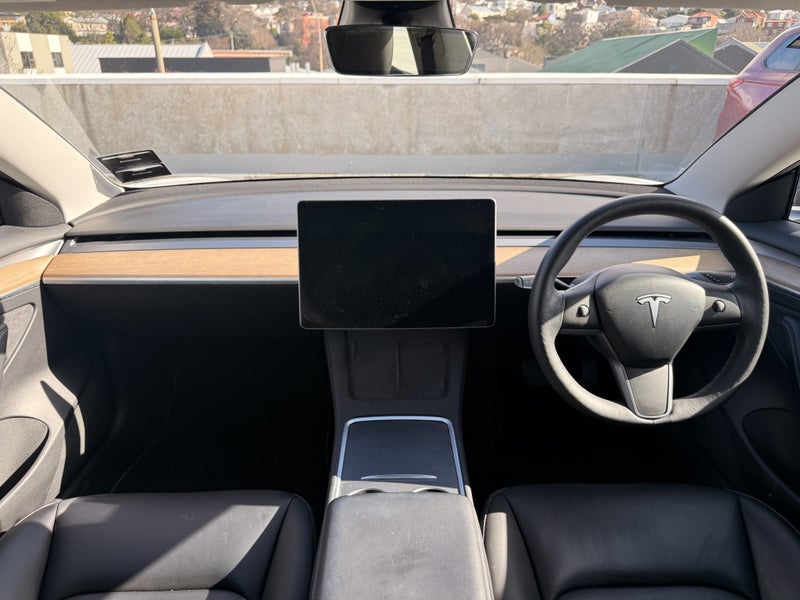 2022 Tesla Model 3 Rear Wheel Drive 60K63744438573315112