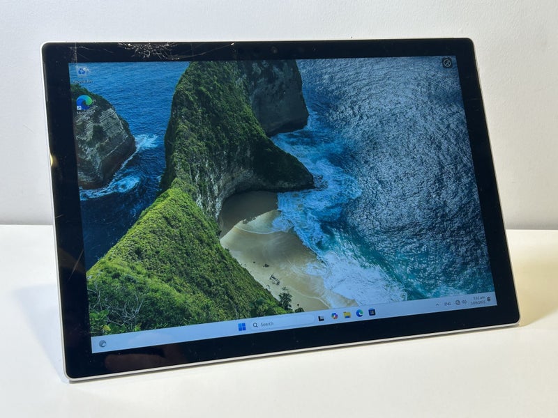 Microsoft Surface Pro 7 (insurance salvage) Carousel 1