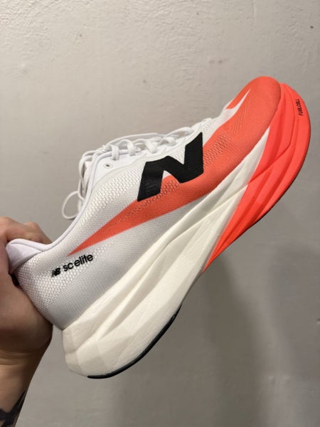 New balance Fuel cell elite v5 Size Us11.5 Carousel 2