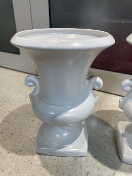 STUNNING PAIR OF CROWN LYNN VASES Carousel 2