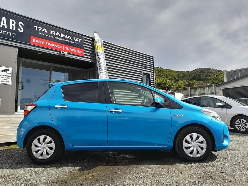 2018 Toyota Vitz Hybrid F Safety Edition, Push...63613532390274111