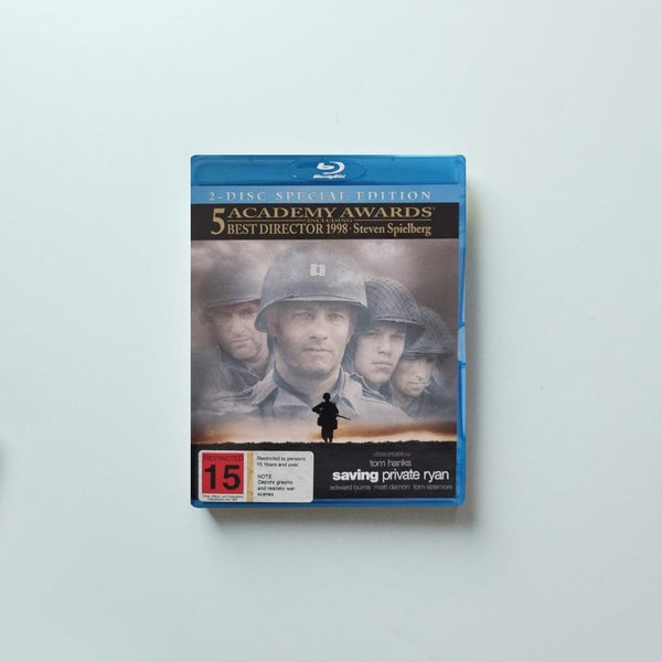 Saving Private Ryan (2-Disc Special Edition) - Blu-Ray Movie Carousel 1