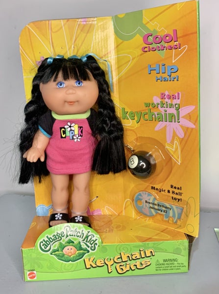 Cabbage Patch Kids (lucky 8 ball) IN BOX RARE Keychain girls Carousel 1