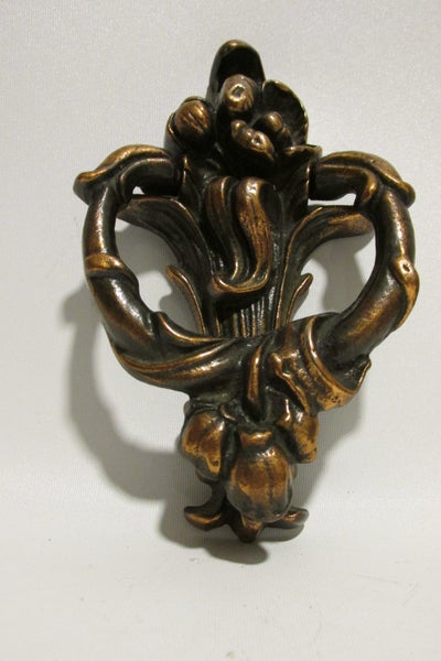 VINTAGE MASSIVE COPPER DOOR KNOCKER Carousel 1