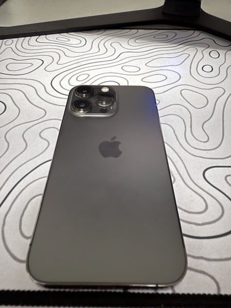 iPhone 13 Pro63617613878402111