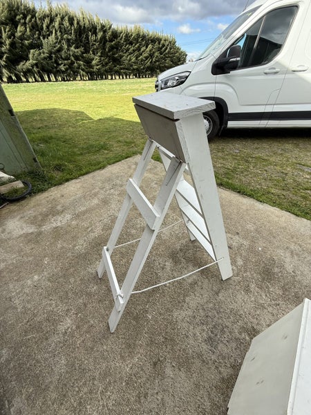 Vintage Painted White Wooden Ladder Carousel 2