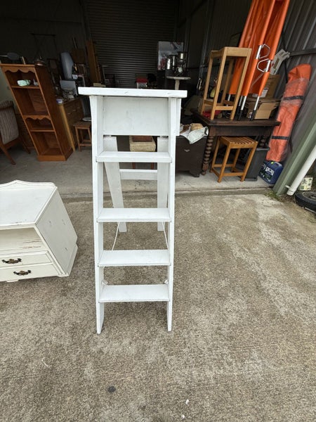 Vintage Painted White Wooden Ladder Carousel 5