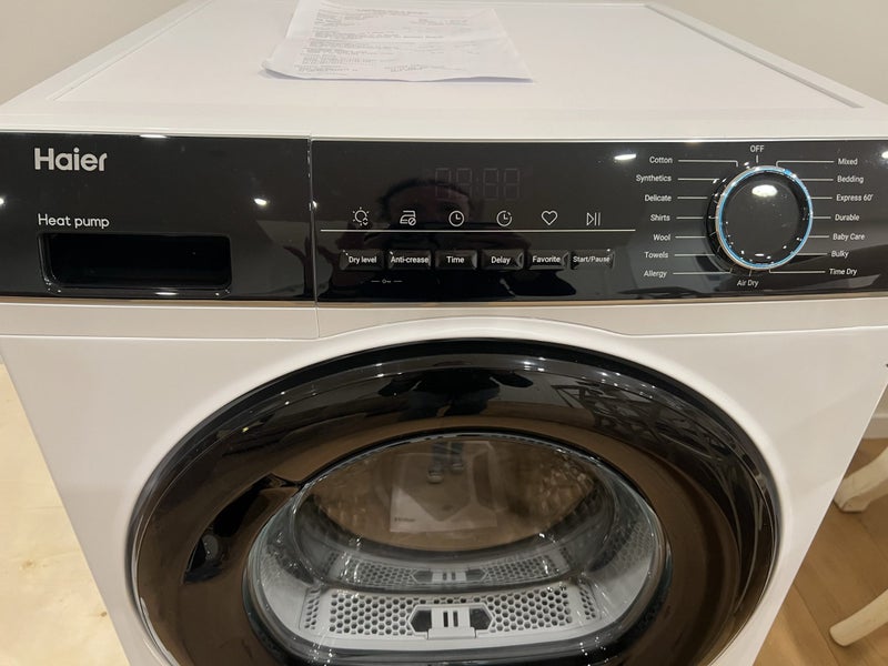 Brand New Haier Heat Pump Dryer63617612563842114