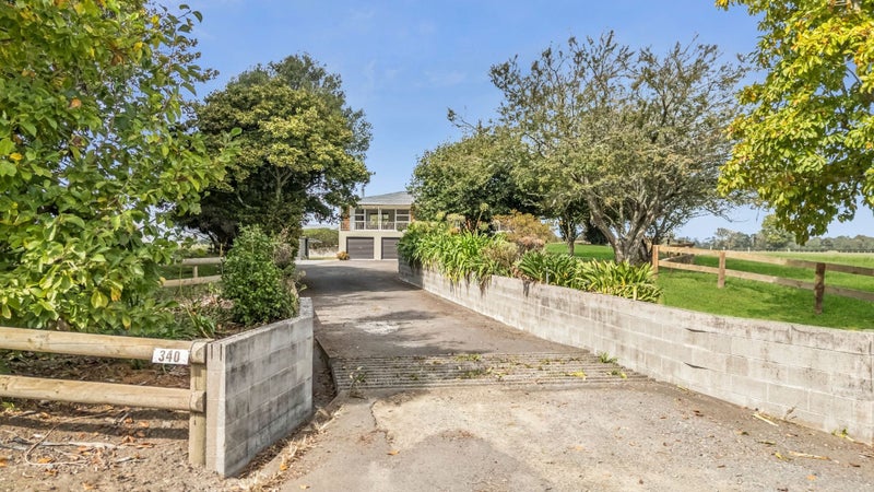 Image 2 of 24
