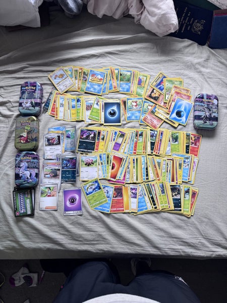 Bulk Pokémon Card Lot Carousel 1